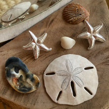 Load image into Gallery viewer, Star Fish Stud Earrings
