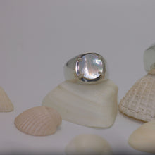 Load image into Gallery viewer, Abalone Signet Ring
