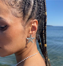 Load image into Gallery viewer, Star Fish Stud Earrings
